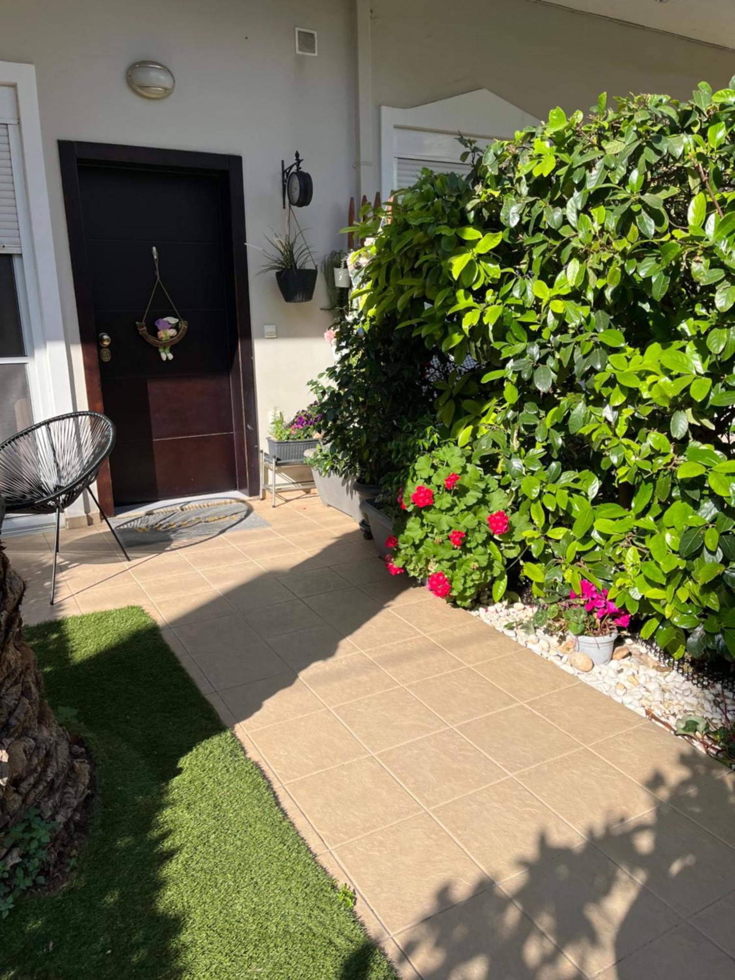 Elegant Glyfada Apartment-Private Garden-Near Metro Athen Eksteriør bilde