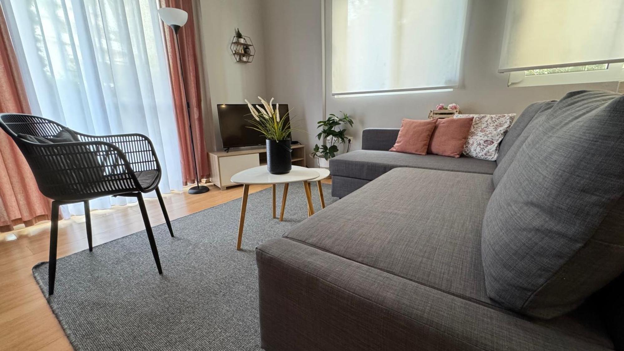 Elegant Glyfada Apartment-Private Garden-Near Metro Athen Eksteriør bilde